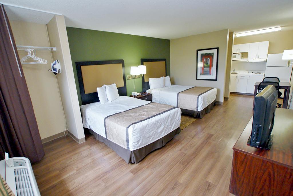 Extended Stay America Select Suites - Newport News - Oyster Point Экстерьер фото
