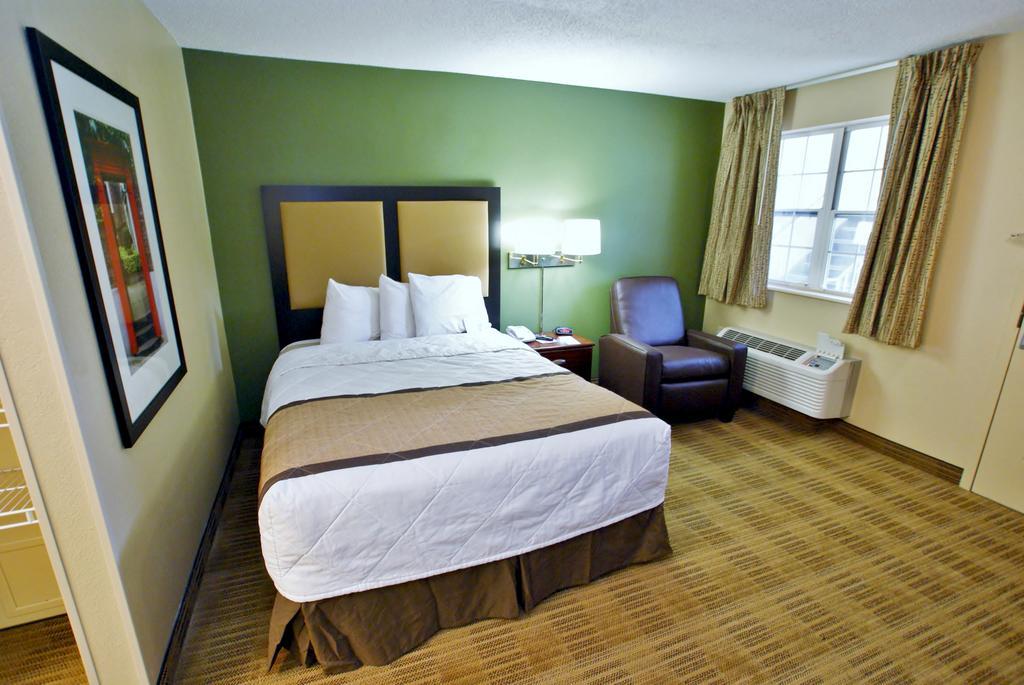 Extended Stay America Select Suites - Newport News - Oyster Point Экстерьер фото